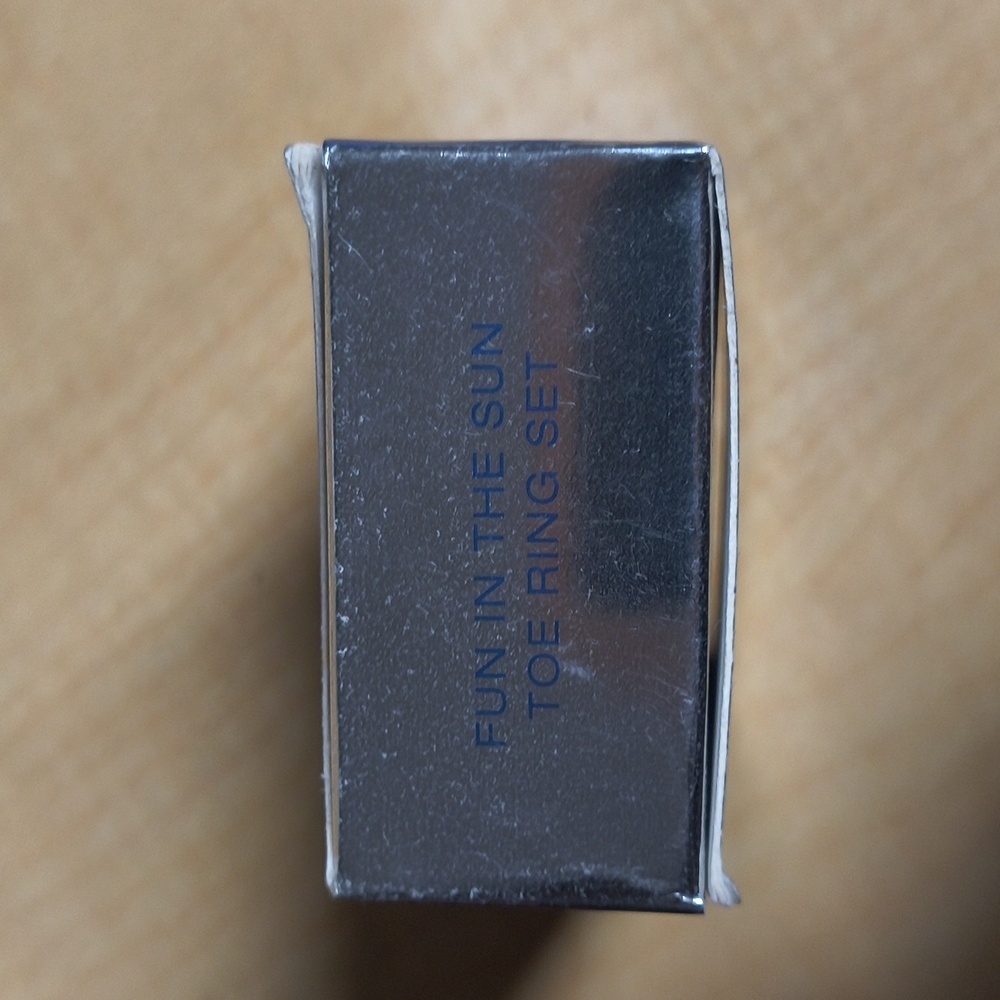 Fun In The Sun Toe Ring Set - Picture 4 of 4